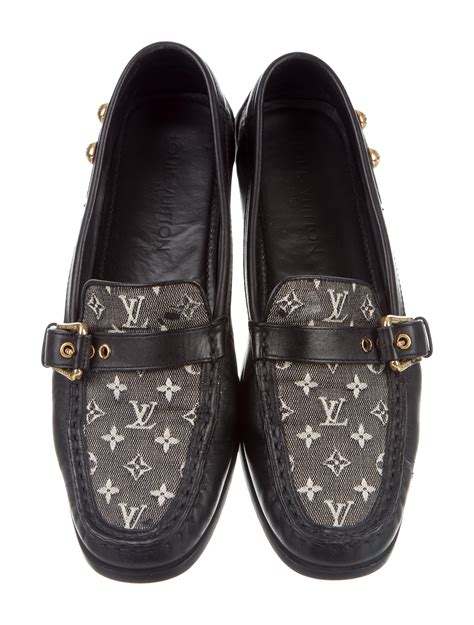 buy louis vuitton shoes in pakistan|louis vuitton outlet pakistan.